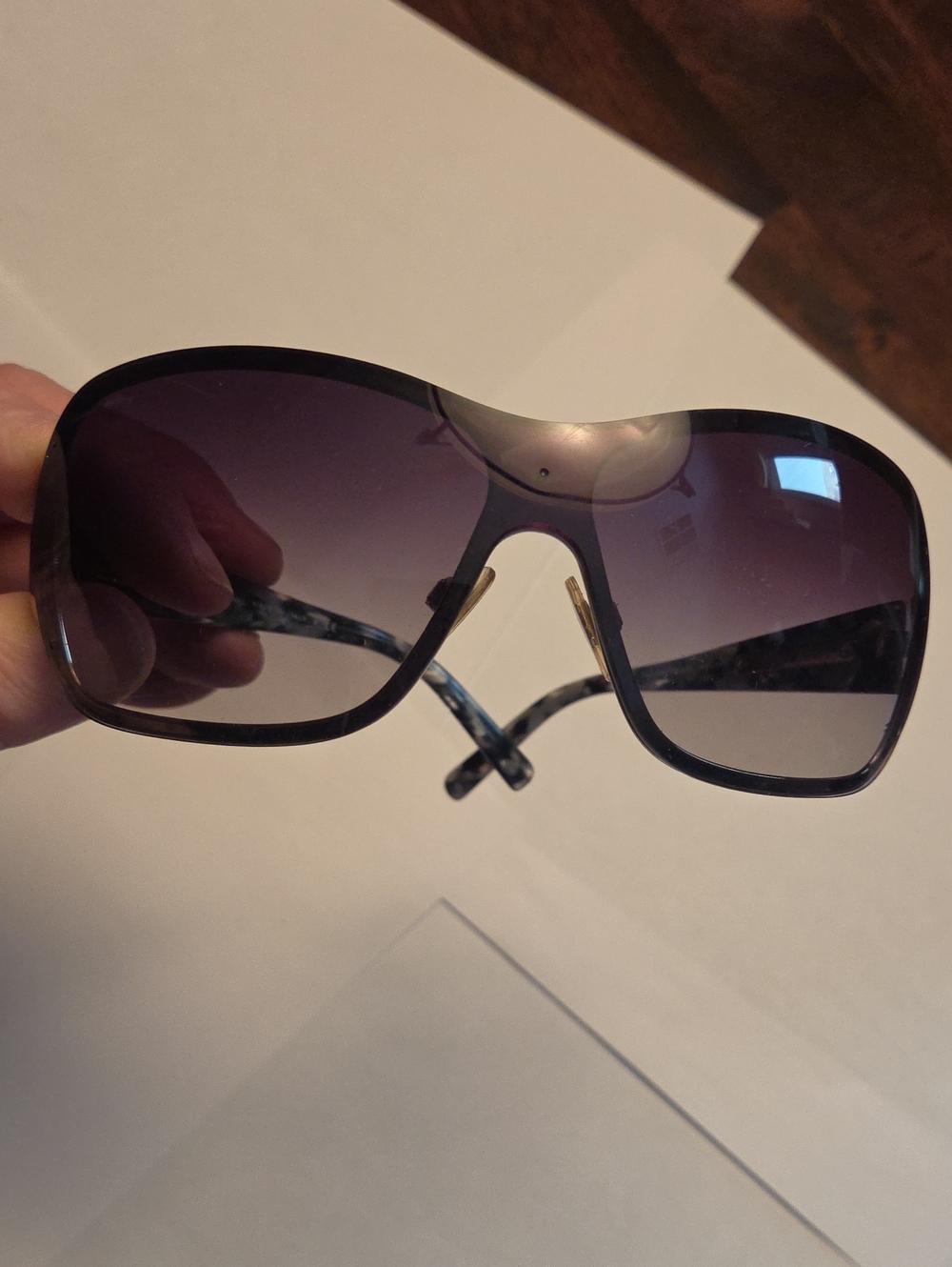 Dolce & Gabbana Madonna Women's Oversized Sunglasses in Black & Purple Like New - Picture 10 of 10